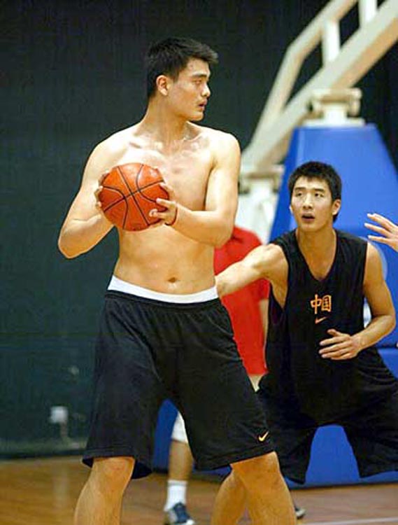 这暴露了他