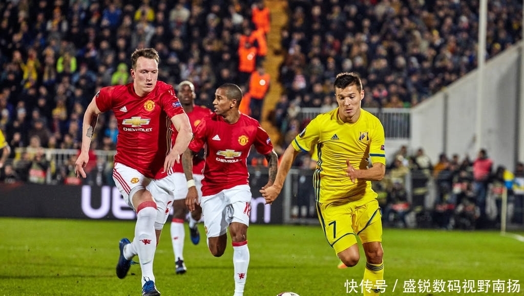 球迷和媒体 球迷和媒体