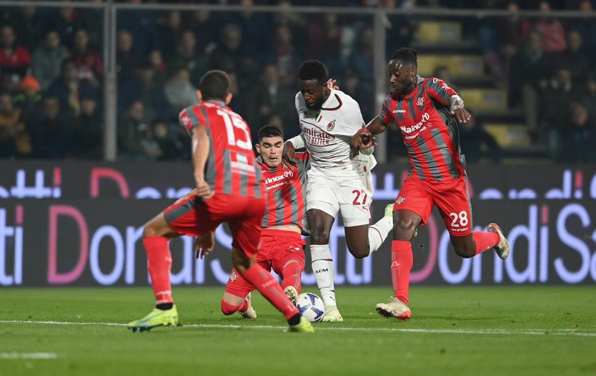 而他的对手 而他的对手